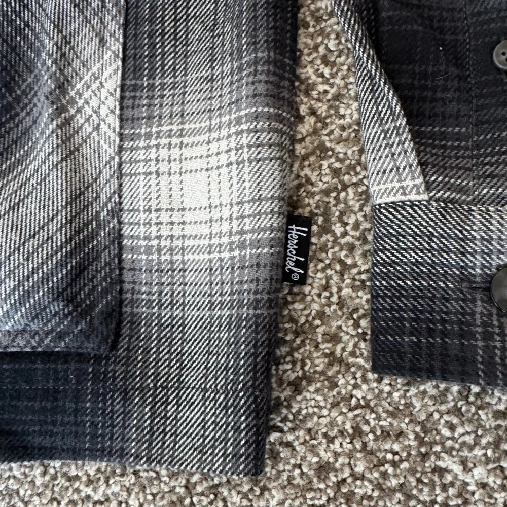 Women’s Herschel Supply Company Button Down Black and Gray Plaid Flannel Shirt - Picture 4 of 4